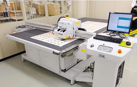 デジタルカッティングマシーン